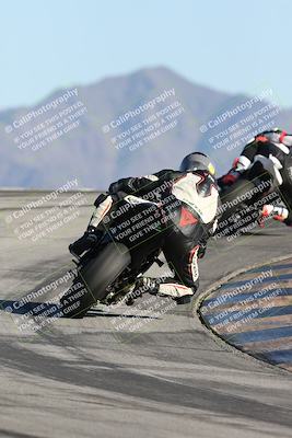 media/Jan-10-2026-Race Pace (Sat) [[3e4fee349c]]/2-Verified/Session 4 (Turn 12 Backside)/